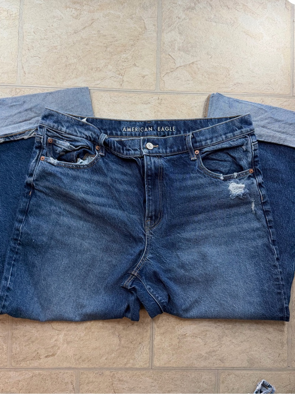 American Eagle Outfitters Women's Dark Blue Straight Leg Jeans